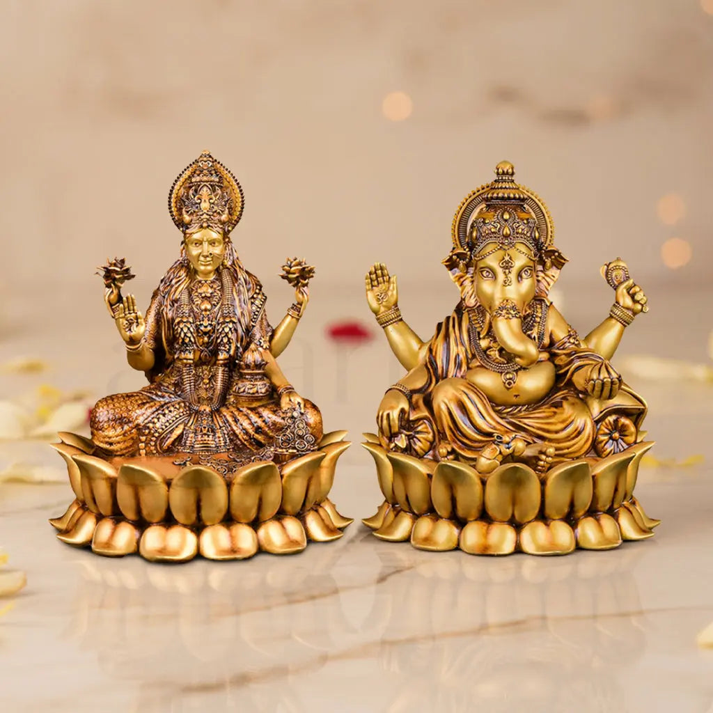 Dhanlaxmi Ganpati Bappa Murti (Lotus)