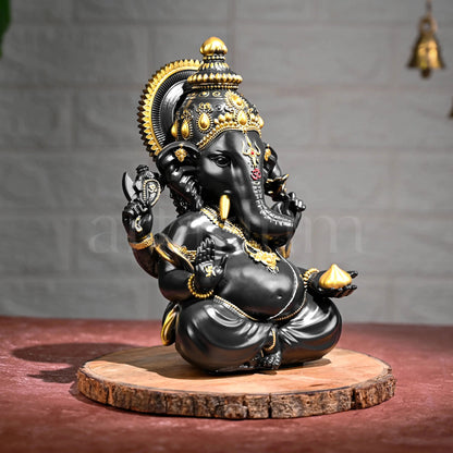 Lord Vighnaharta Ganesha Idol